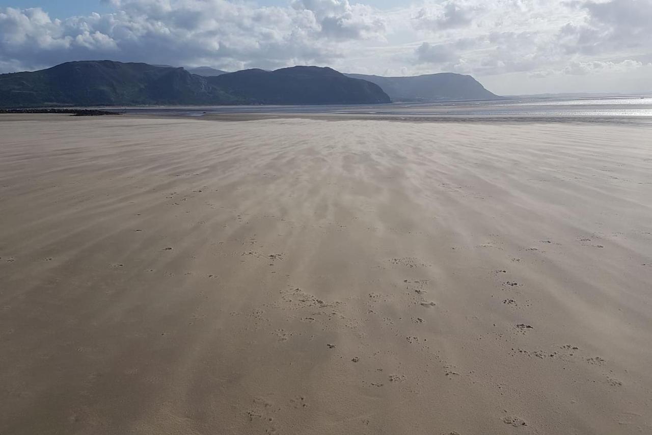 3 Bedroom Deganwy Sea View Beach House Ll31 Εξωτερικό φωτογραφία
