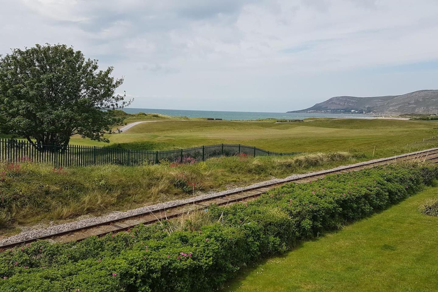 3 Bedroom Deganwy Sea View Beach House Ll31 Εξωτερικό φωτογραφία