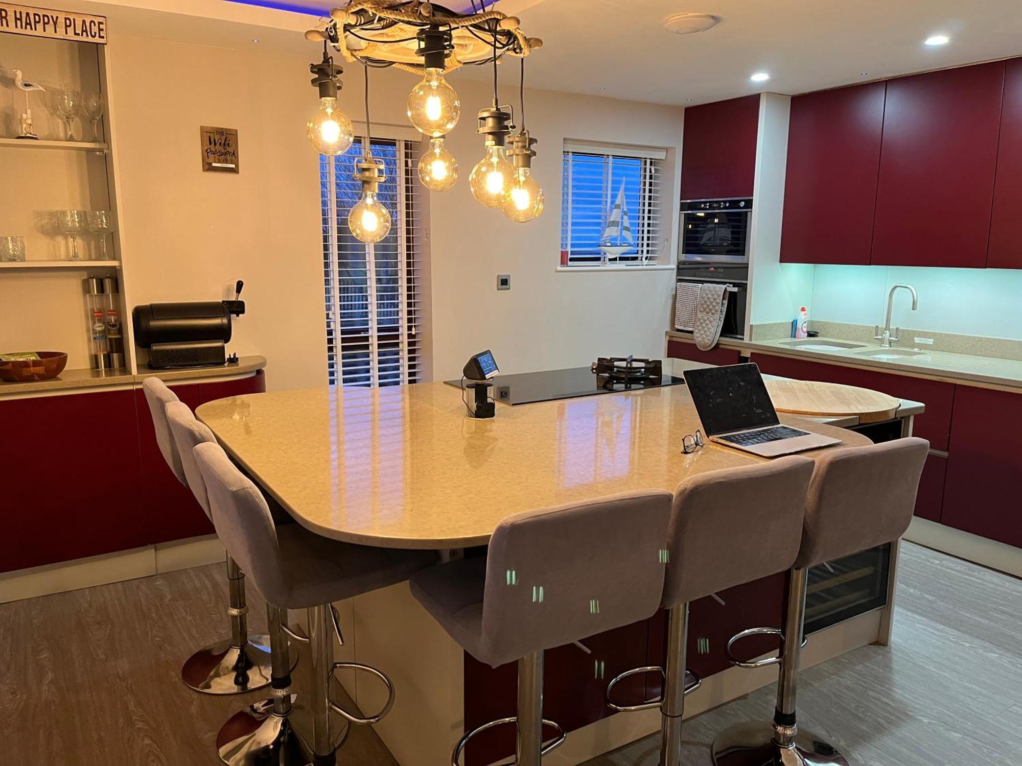 3 Bedroom Deganwy Sea View Beach House Ll31 Εξωτερικό φωτογραφία