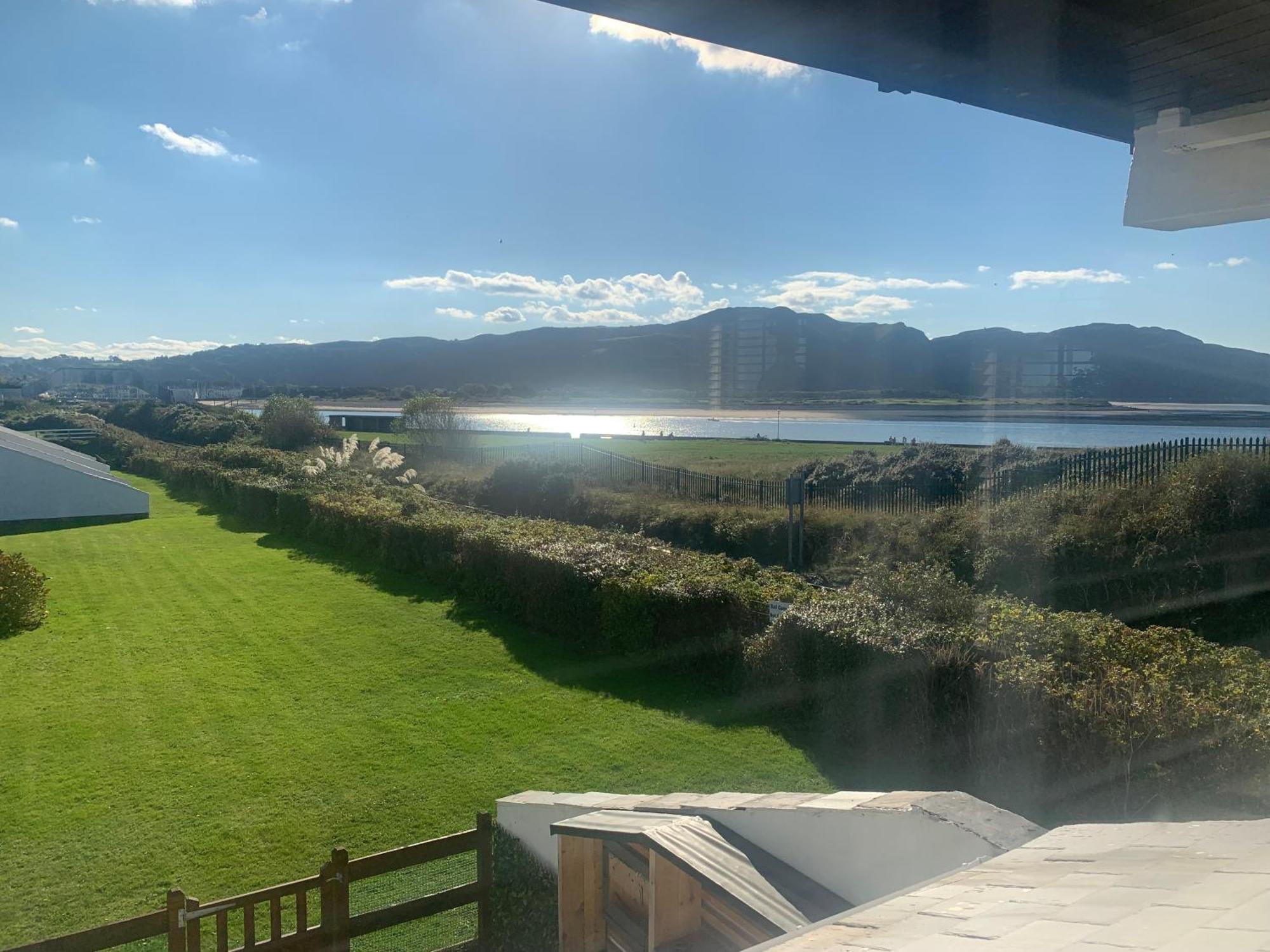 3 Bedroom Deganwy Sea View Beach House Ll31 Εξωτερικό φωτογραφία